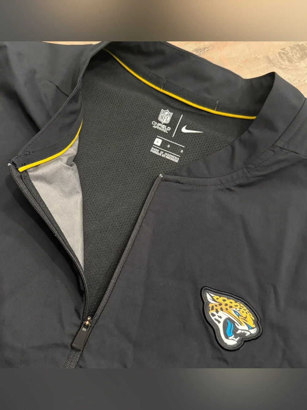 Nike Jacksonville Jaguars Men's Black Coach Pullover zip sides Sz L Preowned